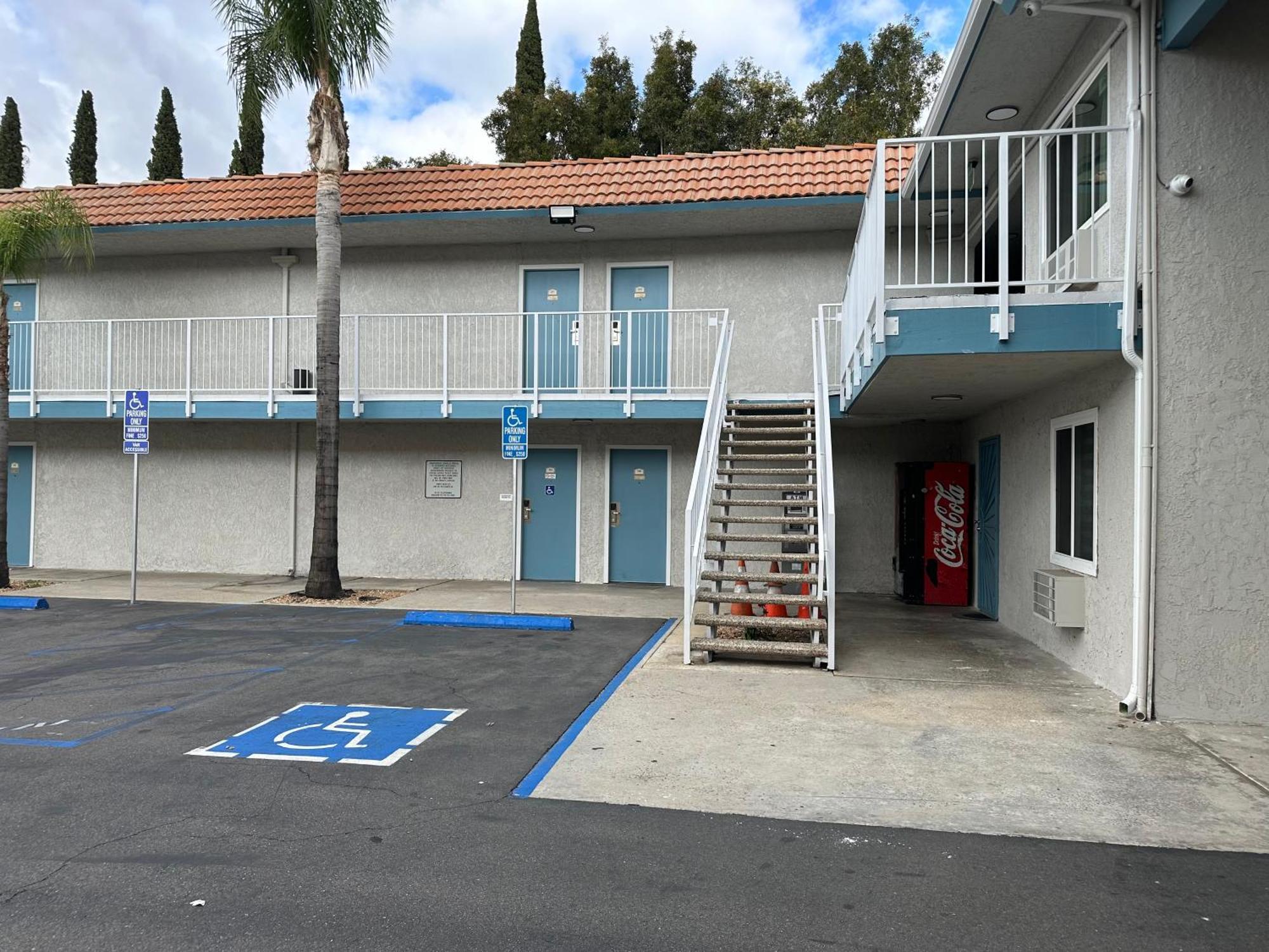 Villa Inn Anaheim Exteriér fotografie